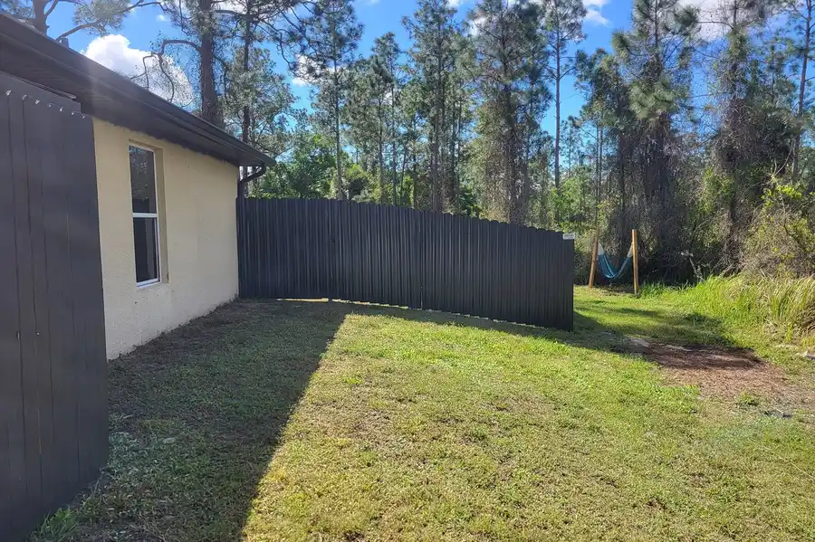 Trusted Fence Contractor