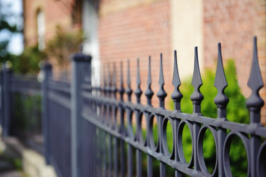 Key Benefits Of Metal Fencing For Residential And Commercial Areas in Cape Coral, FL